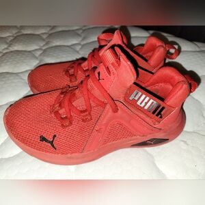 Puma Red Sneakers Sleek Design Cushioned Comfort